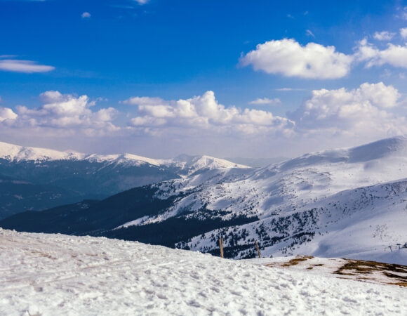 Kashmir Tour Gulmarg Special