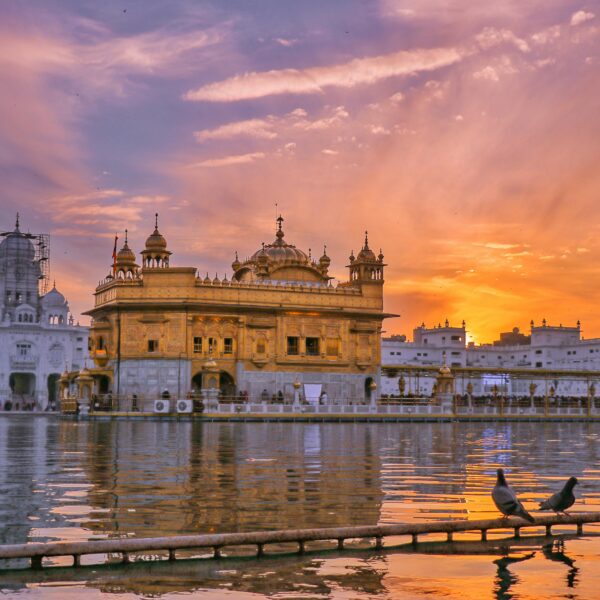 Himachal with Amritsar Tour Package